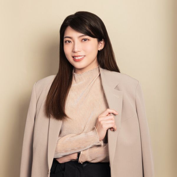 Yofish 有魚 Threads 品牌策略顧問 Fianne